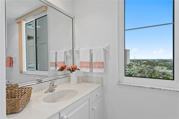 Image No.36-2 Bed Property for sale