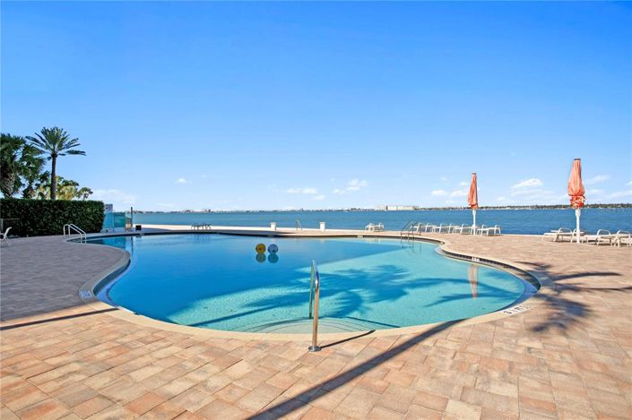 Image No.45-2 Bed Property for sale