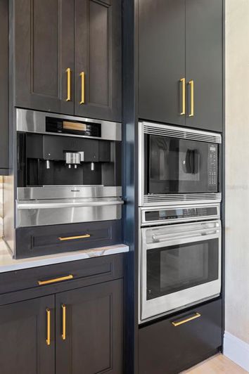 Image No.12-3 Bed Property for sale