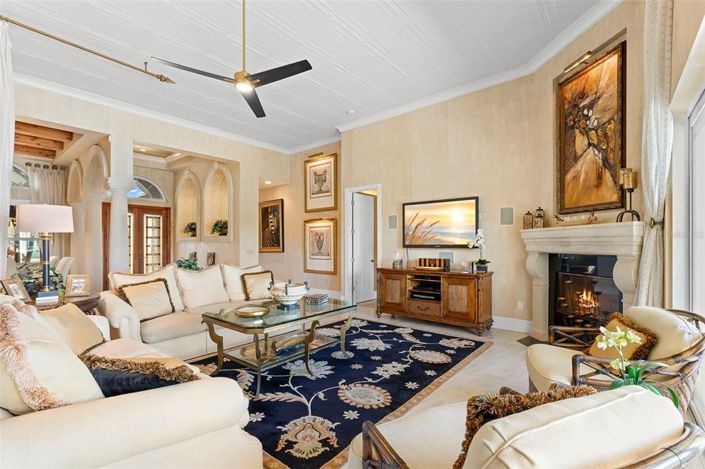 Image No.23-3 Bed Property for sale