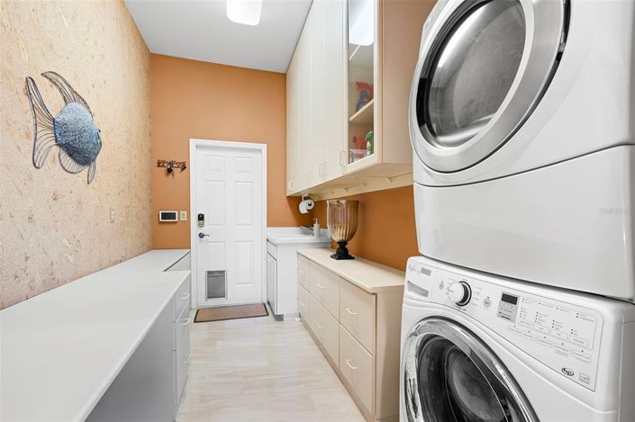 Image No.47-3 Bed Property for sale