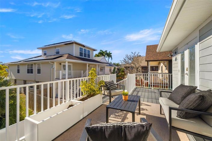 Image No.17-4 Bed Property for sale