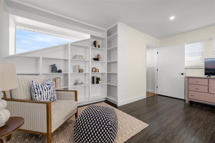 Image No.20-4 Bed Property for sale