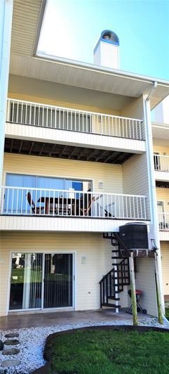 Image No.12-3 Bed Townhouse for sale