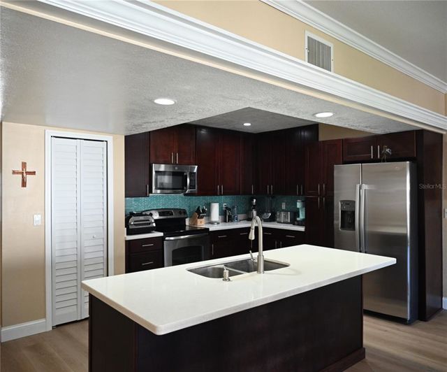 Image No.3-3 Bed Townhouse for sale