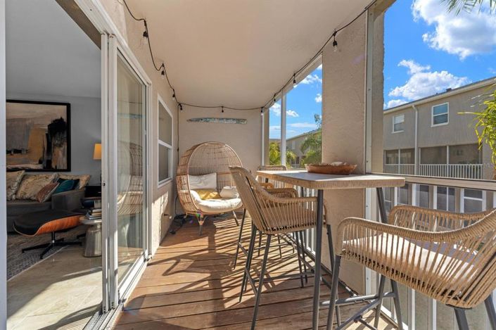 Image No.21-2 Bed Townhouse for sale