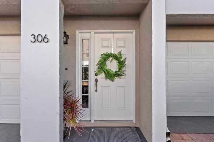 Image No.3-2 Bed Townhouse for sale