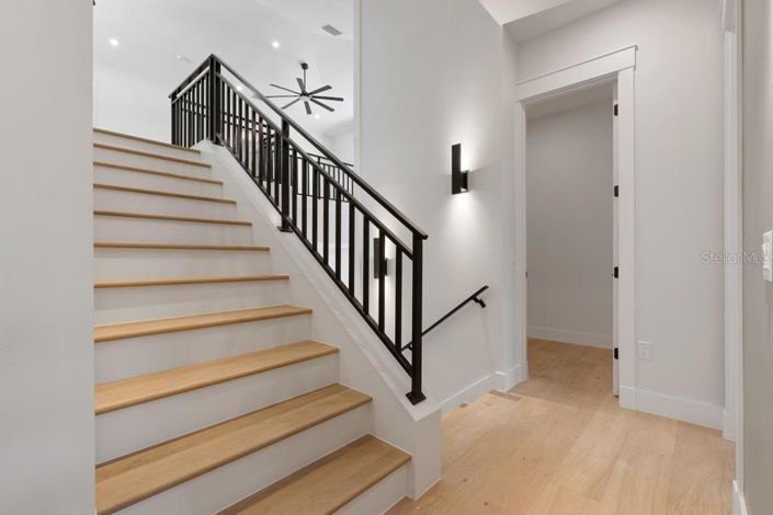 Image No.47-4 Bed Property for sale