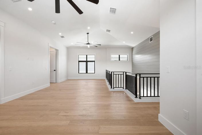 Image No.52-4 Bed Property for sale