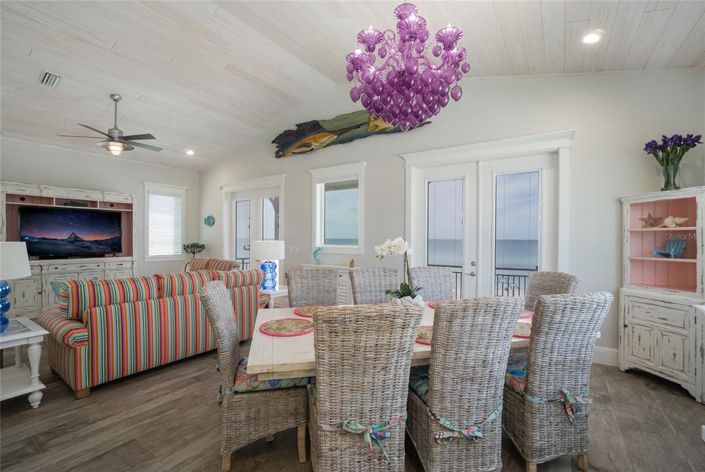 Image No.19-5 Bed Property for sale