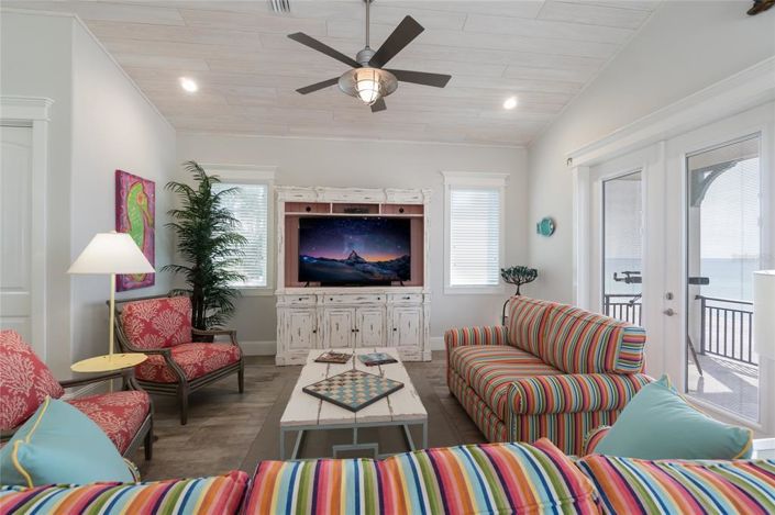 Image No.22-5 Bed Property for sale