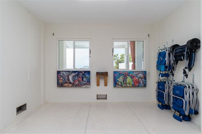 Image No.46-5 Bed Property for sale