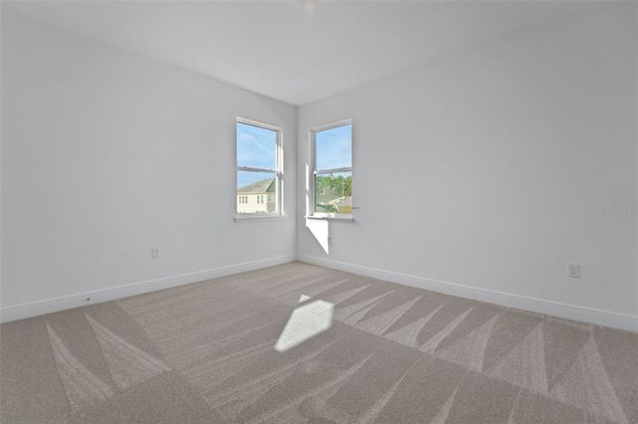 Image No.11-6 Bed Property for sale