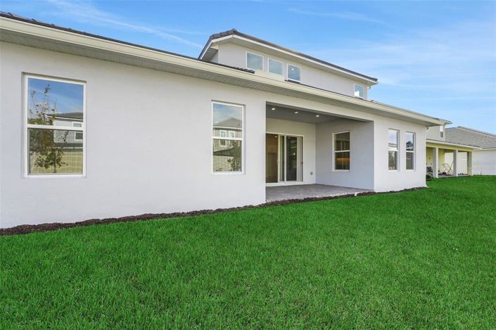 Image No.3-6 Bed Property for sale