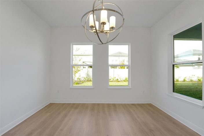 Image No.36-6 Bed Property for sale