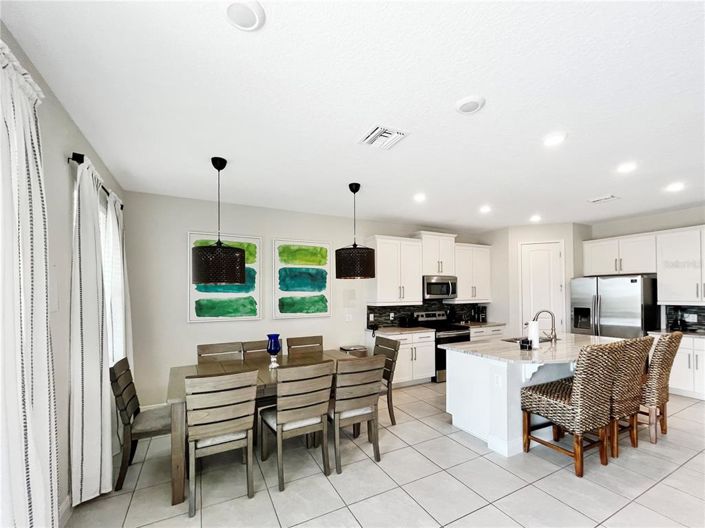 Image No.11-Propriété de 4 chambres à vendre à Kissimmee