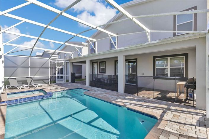 Image No.57-8 Bed Property for sale