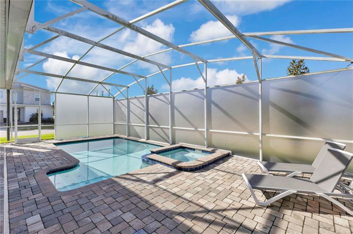 Image No.58-8 Bed Property for sale