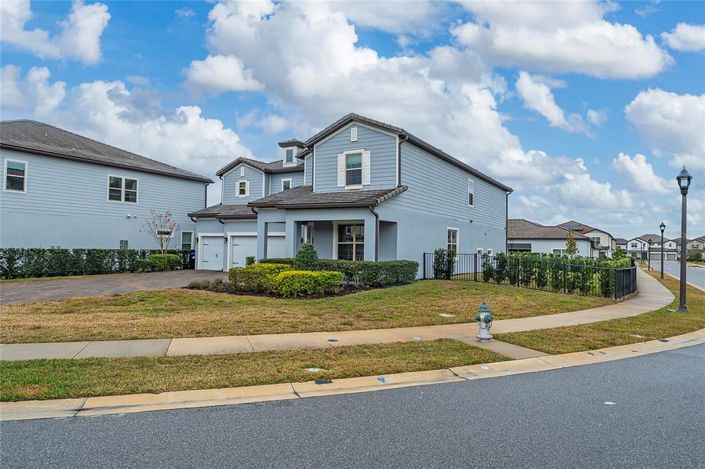 Image No.4-4 Bed Property for sale