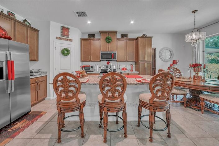 Image No.17-3 Bed Property for sale