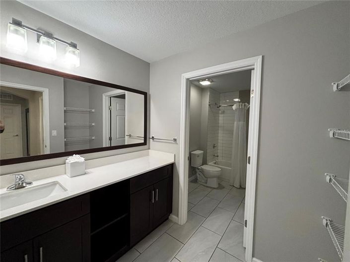 Image No.15-3 Bed Property for sale