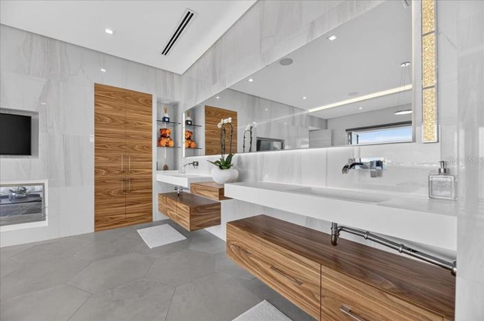 Image No.20-Propriété de 4 chambres à vendre à St. Pete Beach