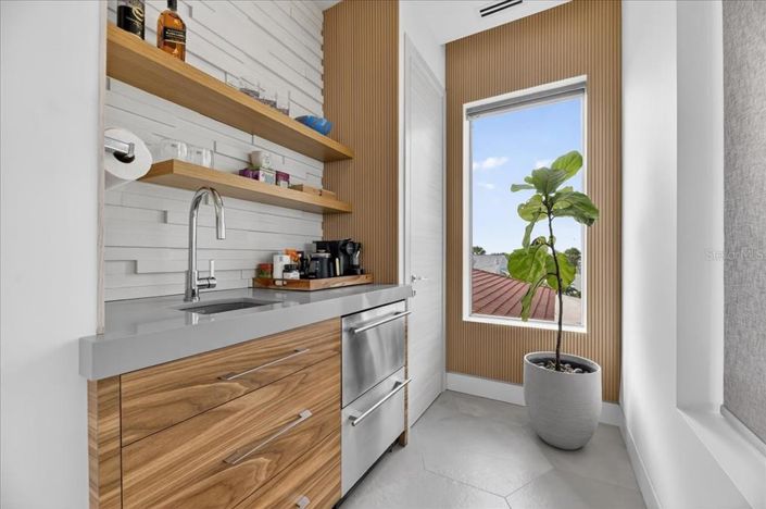 Image No.23-Propriété de 4 chambres à vendre à St. Pete Beach