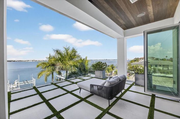 Image No.29-Propriété de 4 chambres à vendre à St. Pete Beach