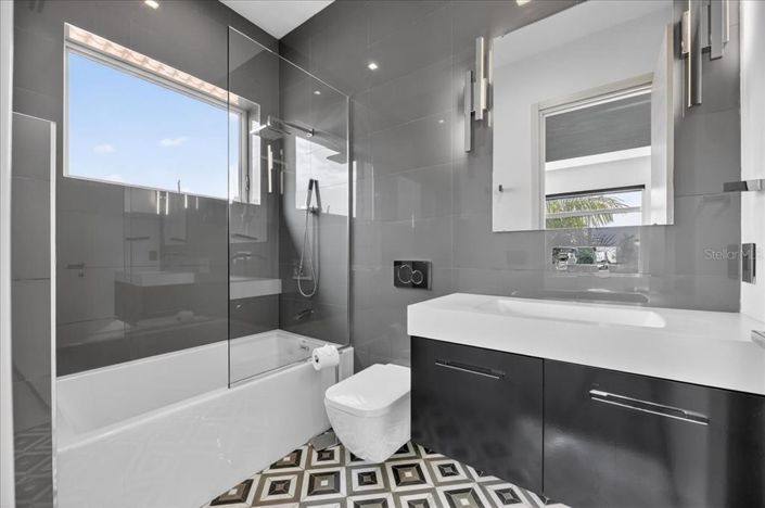 Image No.35-Propriété de 4 chambres à vendre à St. Pete Beach