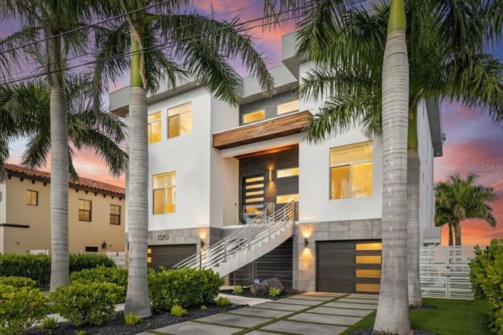 Image No.4-Propriété de 4 chambres à vendre à St. Pete Beach