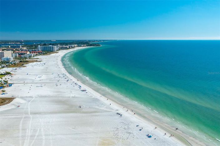 Image No.55-2 Bed Property for sale