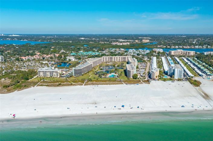 Image No.58-2 Bed Property for sale