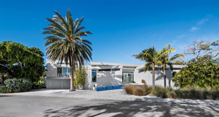 Image No.14-4 Bed Property for sale