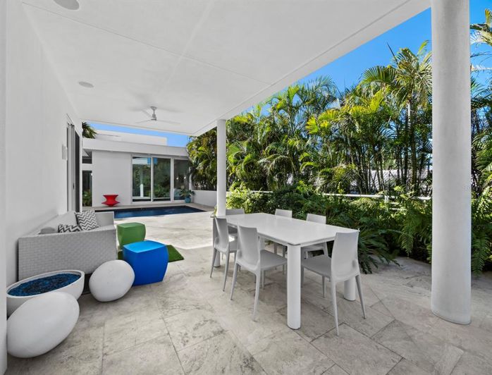 Image No.16-4 Bed Property for sale