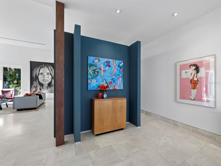 Image No.23-4 Bed Property for sale