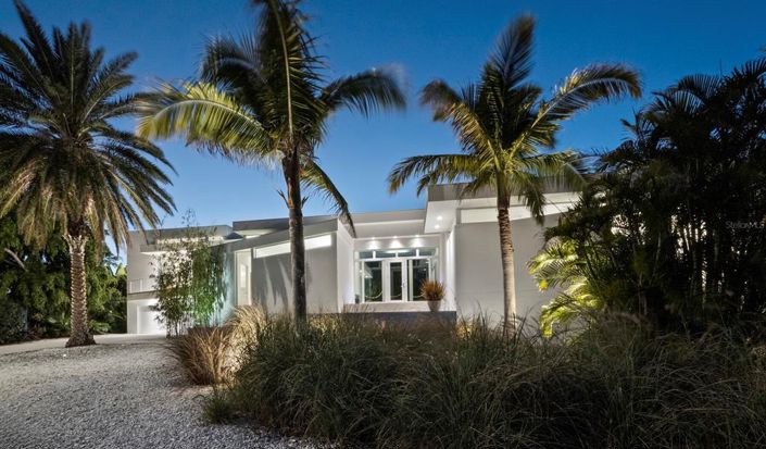 Image No.3-4 Bed Property for sale