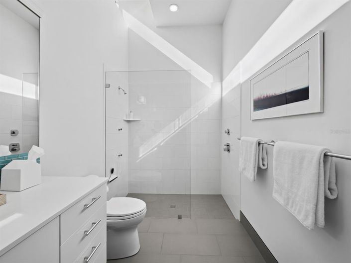 Image No.35-4 Bed Property for sale