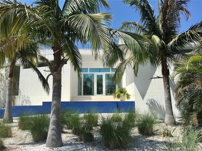 Image No.42-4 Bed Property for sale