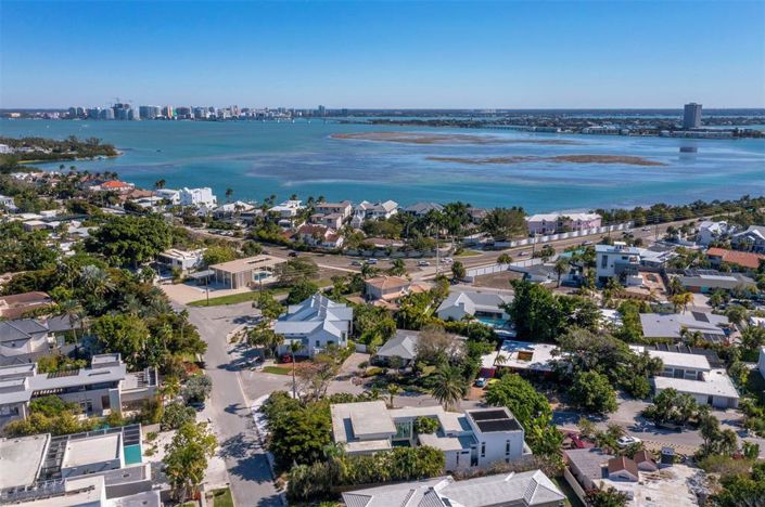 Image No.45-4 Bed Property for sale