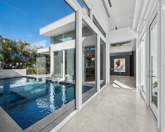 Image No.7-4 Bed Property for sale