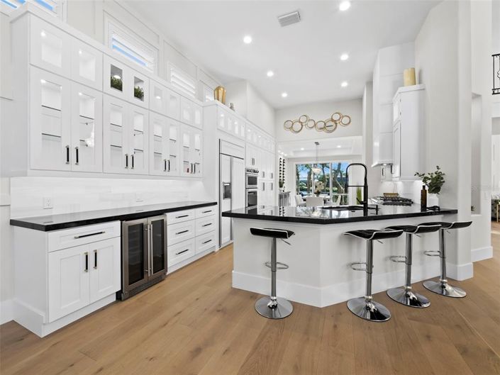 Image No.20-4 Bed Property for sale