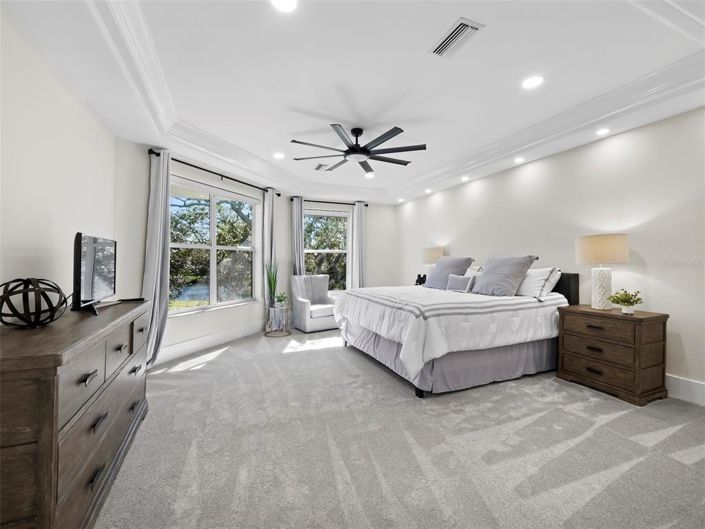 Image No.33-4 Bed Property for sale