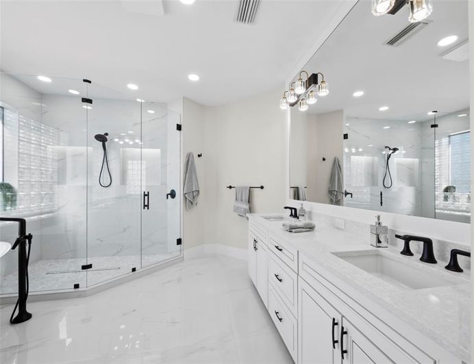 Image No.35-4 Bed Property for sale