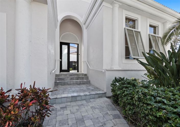 Image No.48-4 Bed Property for sale