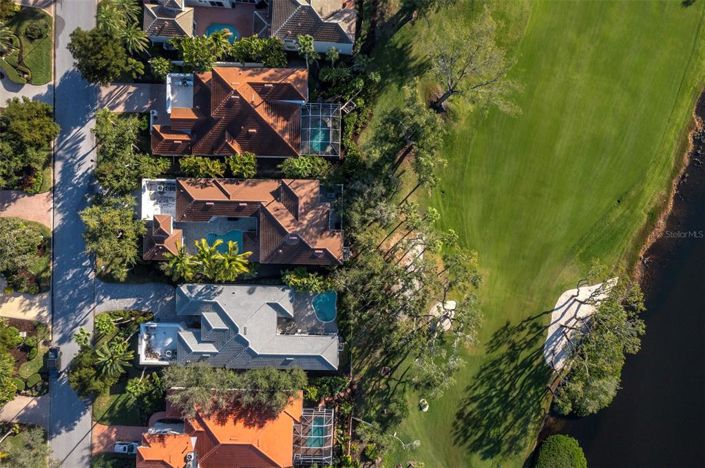 Image No.60-4 Bed Property for sale