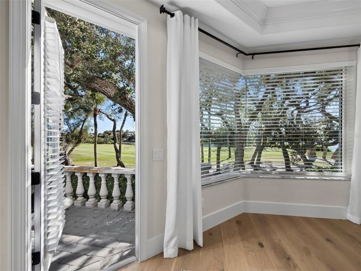 Image No.7-4 Bed Property for sale