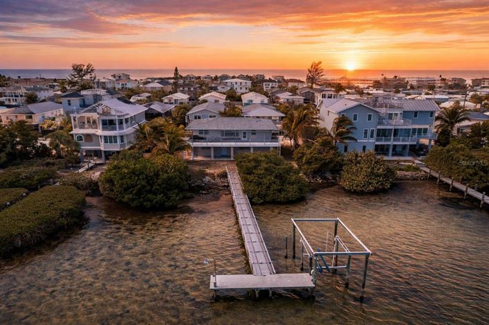 Image No.15-3 Bed Property for sale