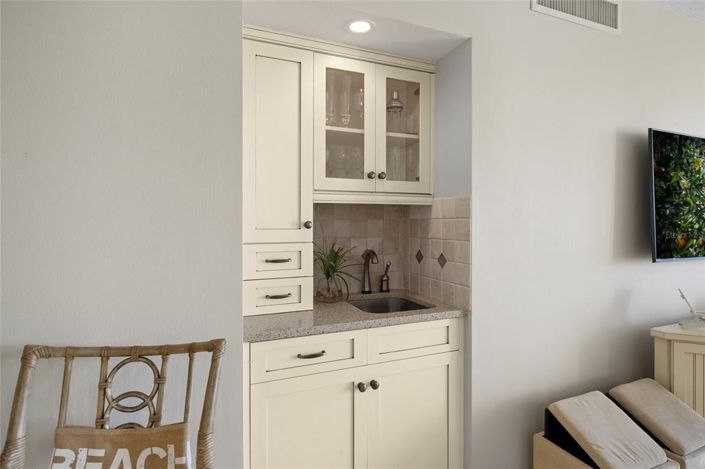 Image No.18-Propriété de 2 chambres à vendre à Sarasota