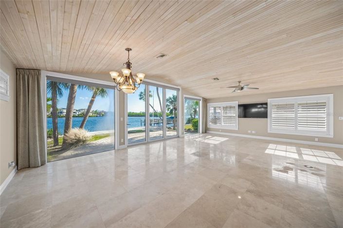 Image No.7-Propriété de 3 chambres à vendre à Sarasota