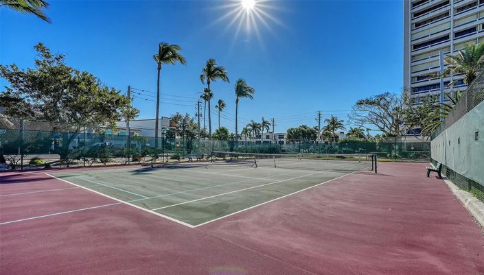 Image No.43-2 Bed Property for sale